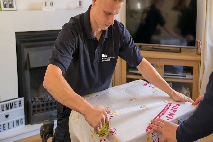 أسرار التغليف الآمن للعفش من الرياض للخليج